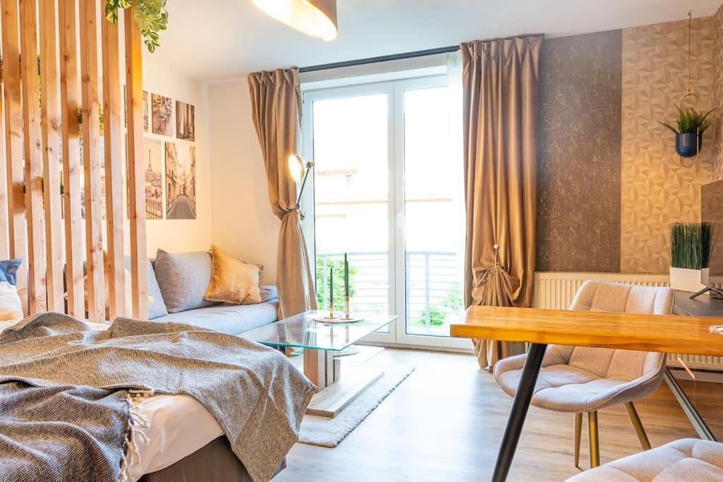 Ferienwohnung Golden Nugget Inkl Wlan, Parkplatz Detmold Exterior foto